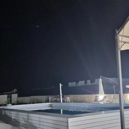 Apartahotel Ugvilla